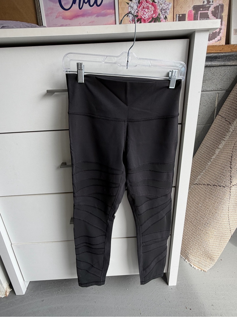 Lululemon High-Waist Black Moto Style Ribbed Leggings 25 inch - Size 8